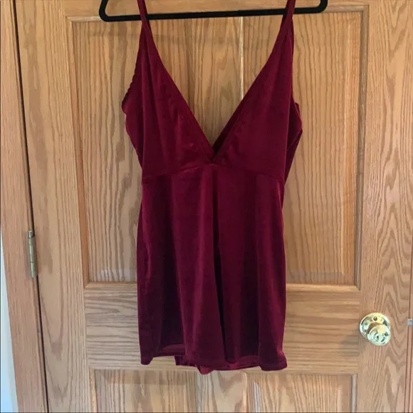 Windsor Maroon Red Elegant Romper Womens US Size Medium - Picture 5 of 5
